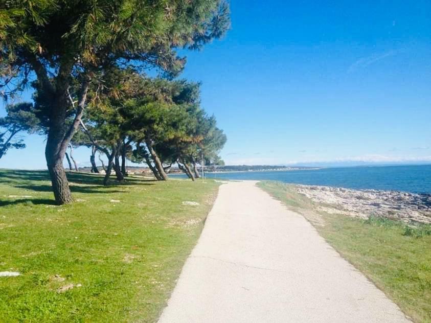 Apartmani B&B Ližnjan Kültér fotó