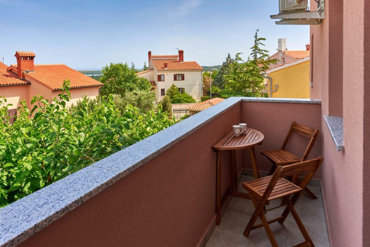 Apartmani B&B Ližnjan Kültér fotó