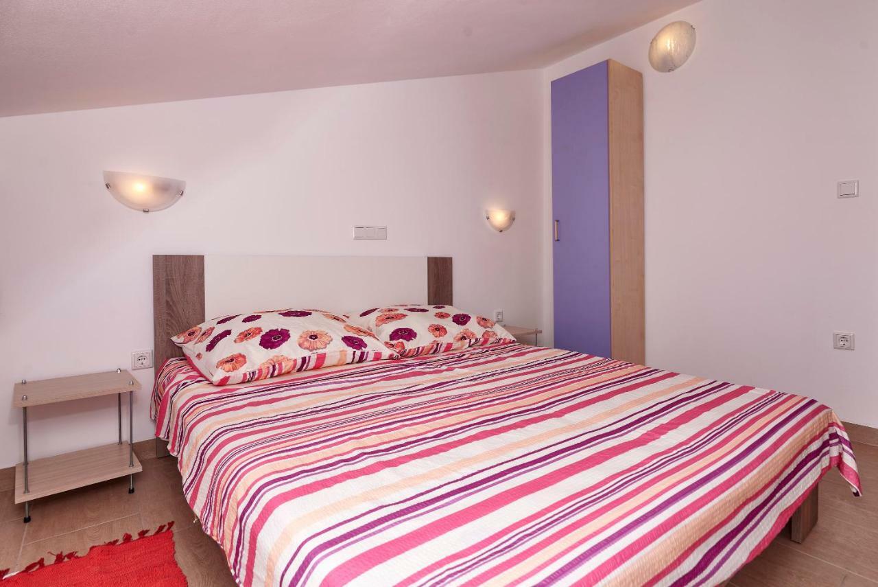 Apartmani B&B Ližnjan Kültér fotó