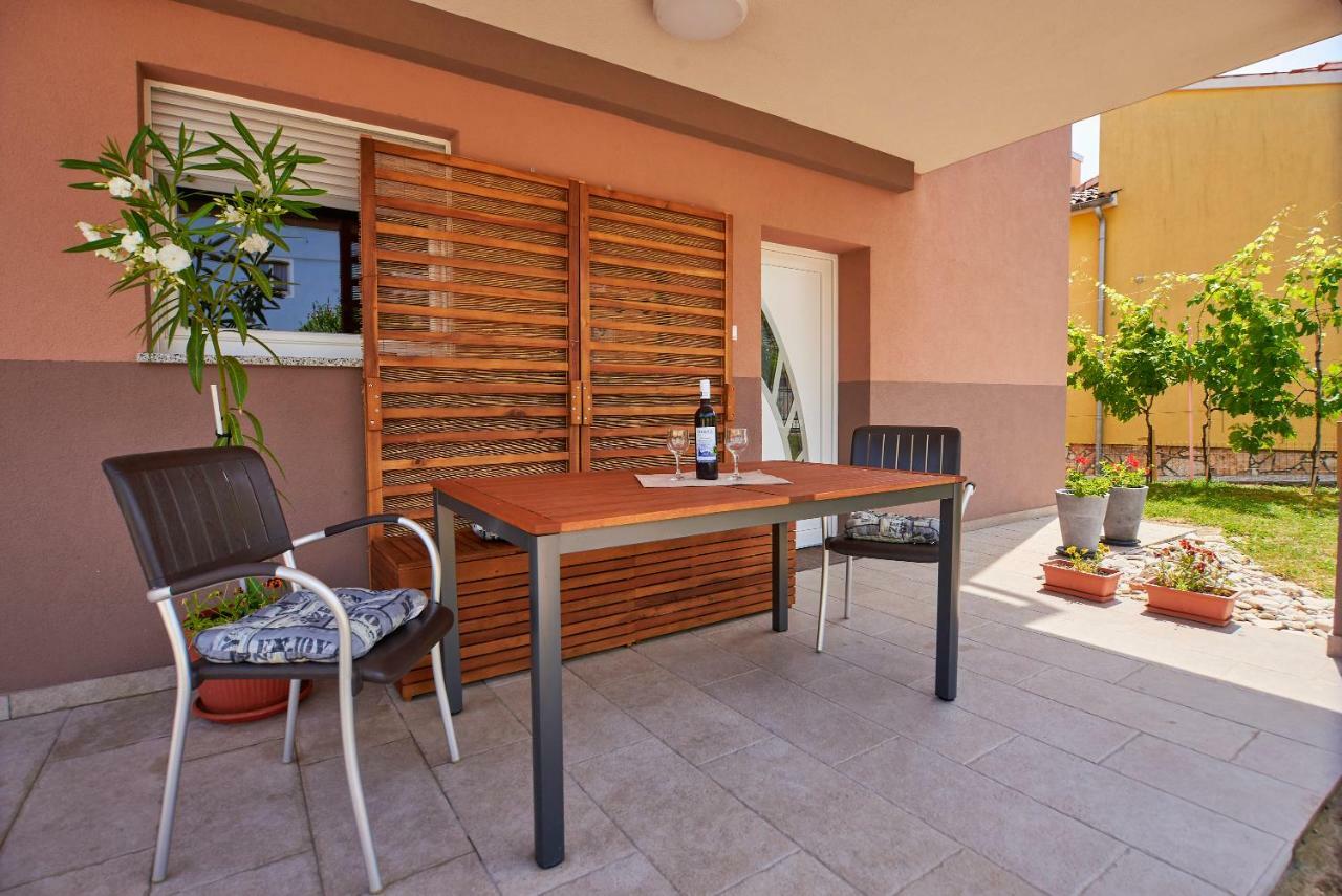 Apartmani B&B Ližnjan Kültér fotó